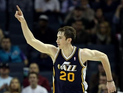 此次聘请前 此次聘请前