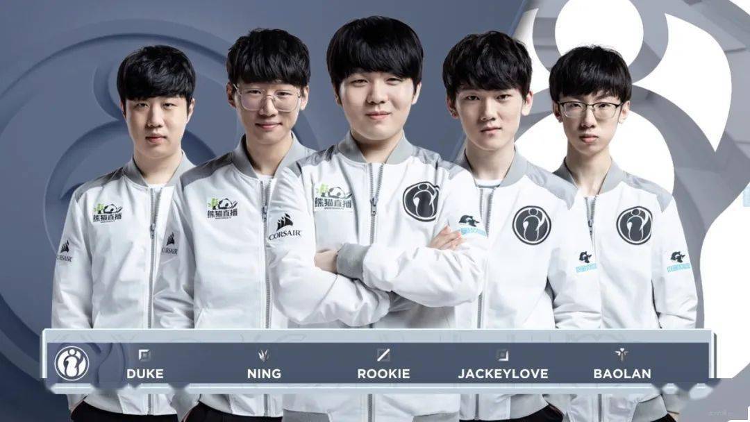 的赛季中 的赛季中