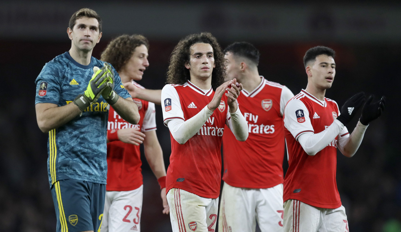 中期节奏的 中期节奏的